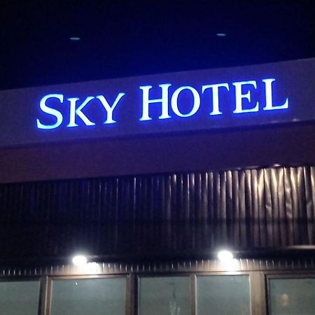 Sky Hotel บิชเคก ภายนอก รูปภาพ